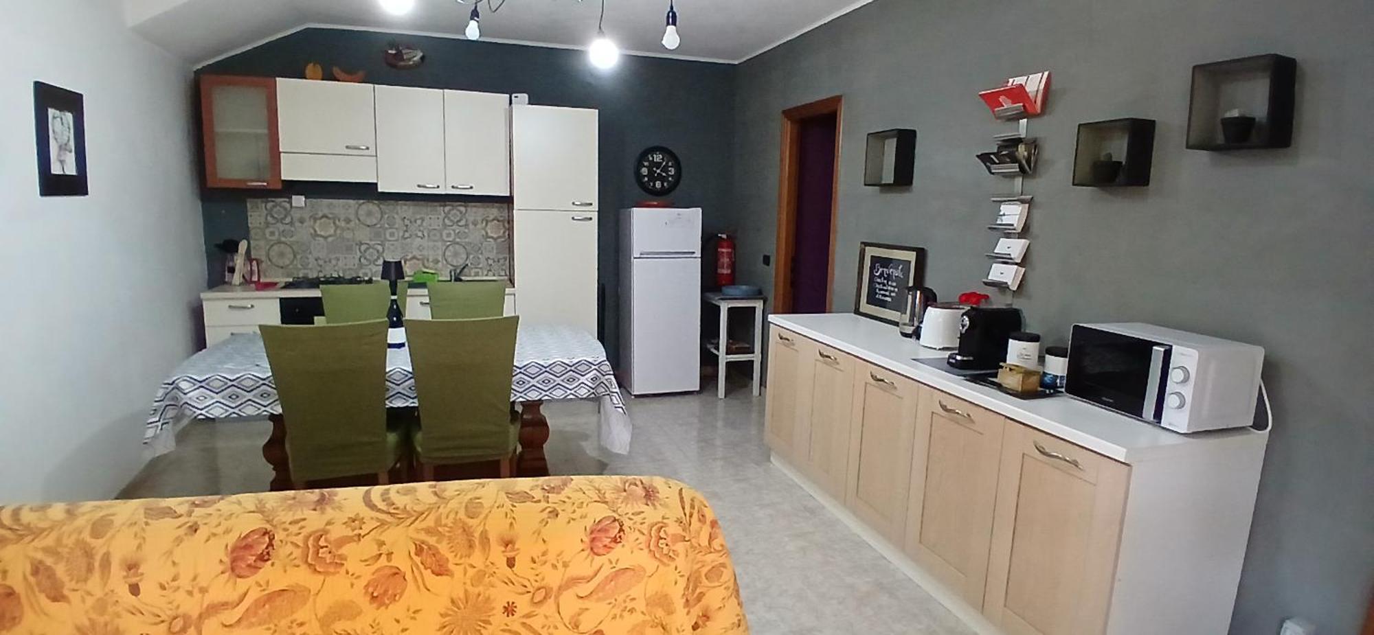 Casa Vacanza Il Colle Del Vento Calosso Zewnętrze zdjęcie